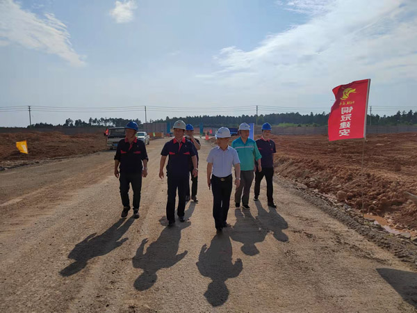 公司副總經(jīng)理到江西鑫科環(huán)保項目調研 公司副總經(jīng)理到江西鑫科環(huán)保項目調研